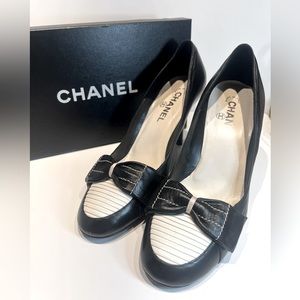 Chanel Vintage Pumps | Size 40